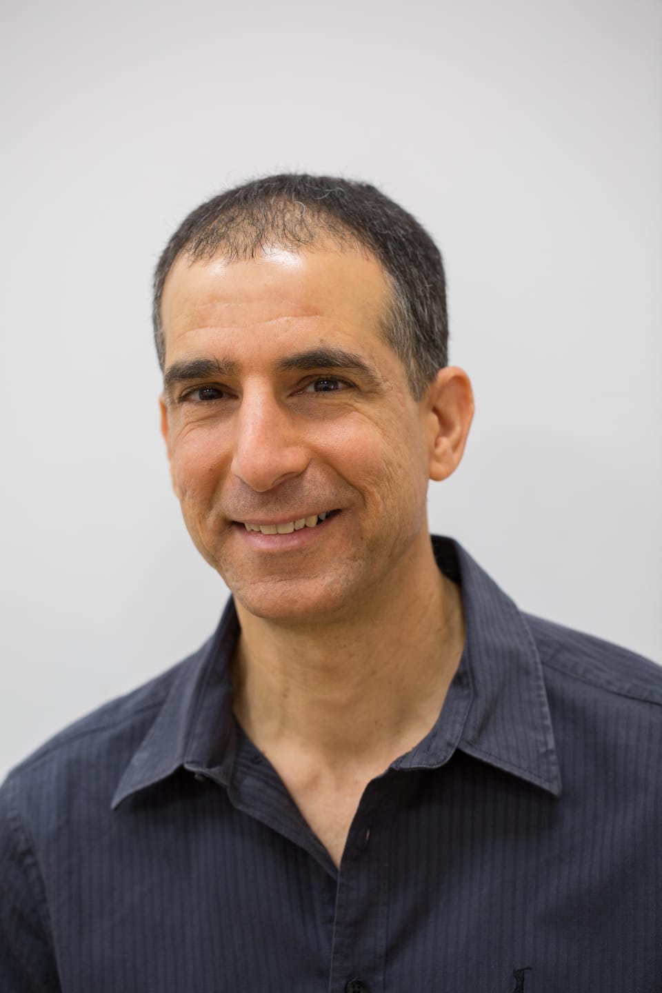 נעים להכיר
